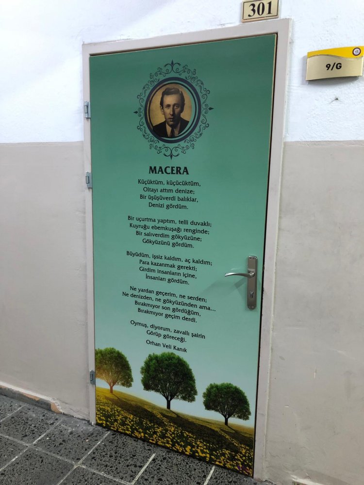 Orhan Veli Kanık Kapı Giydirmesi