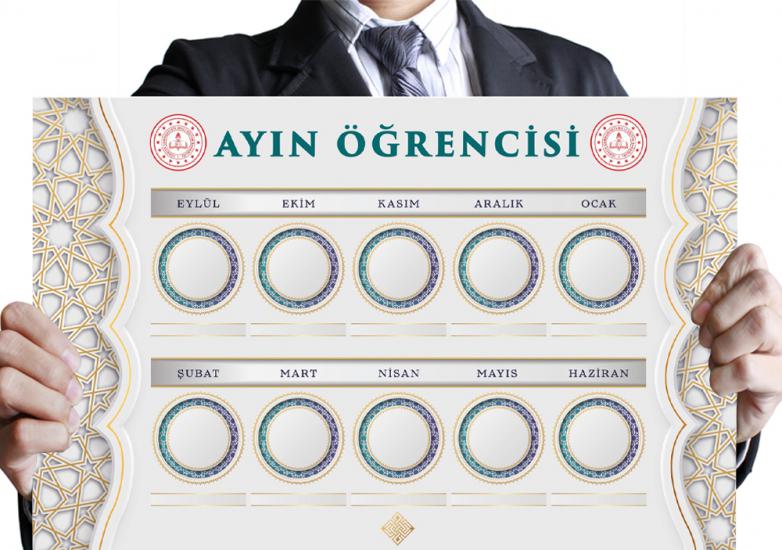 Ayın Öğrencisi Afişi